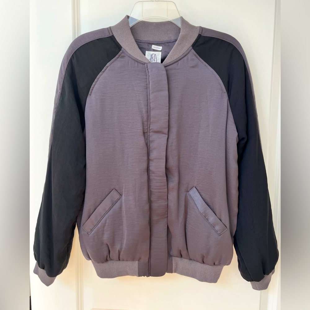 Aura Women's Bomber Jacket *NEW*- Gray and Black - Sz Small